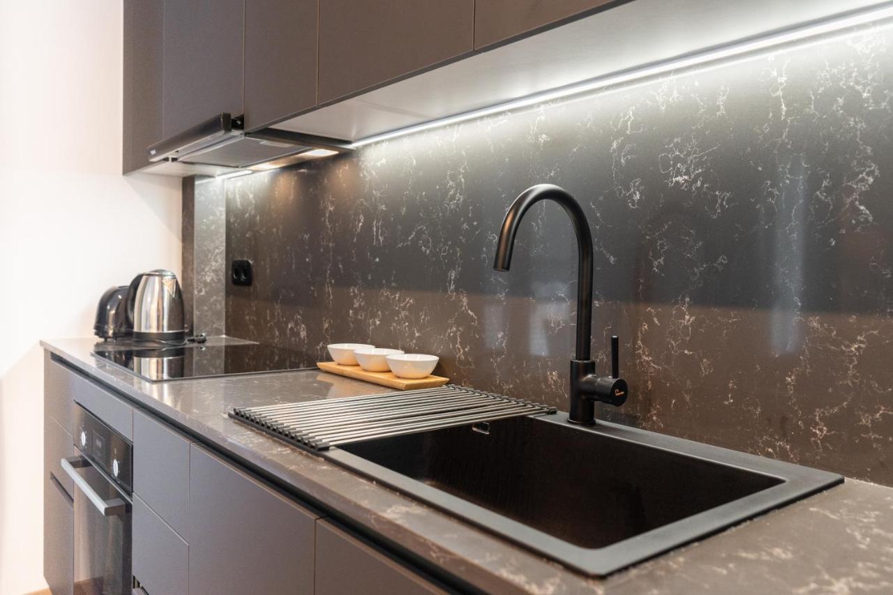 Elegant Apartment In Center, 5Min To History Sites Athen Eksteriør billede