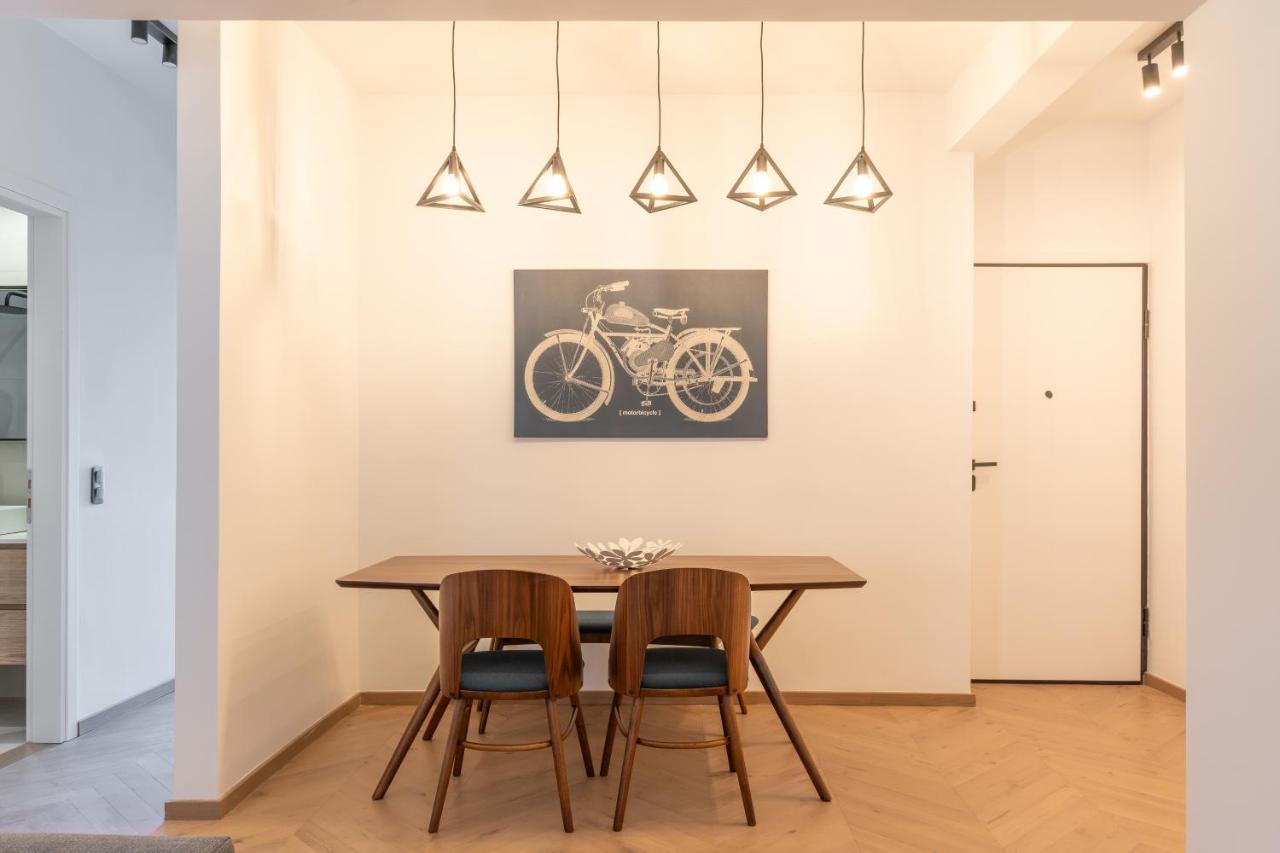 Elegant Apartment In Center, 5Min To History Sites Athen Eksteriør billede