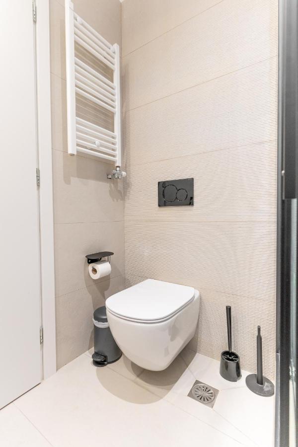 Elegant Apartment In Center, 5Min To History Sites Athen Eksteriør billede
